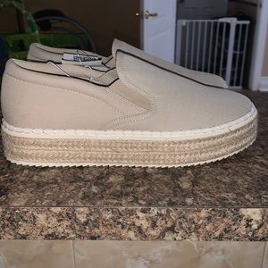 Women new H&M platform Espadrilles size 10